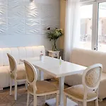 Hotel Nirikos