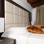 Hotel Nirikos
