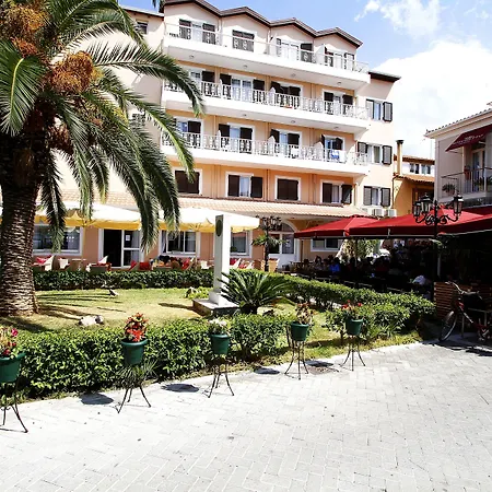 Nirikos Hotel 2*