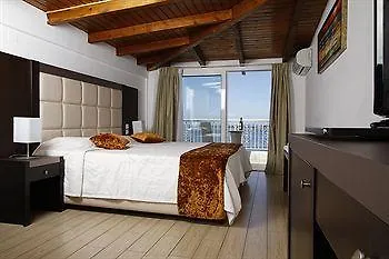 Nirikos Hotel Lefkada City