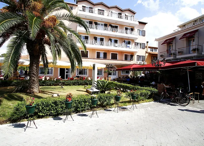 Nirikos Hotell 2*